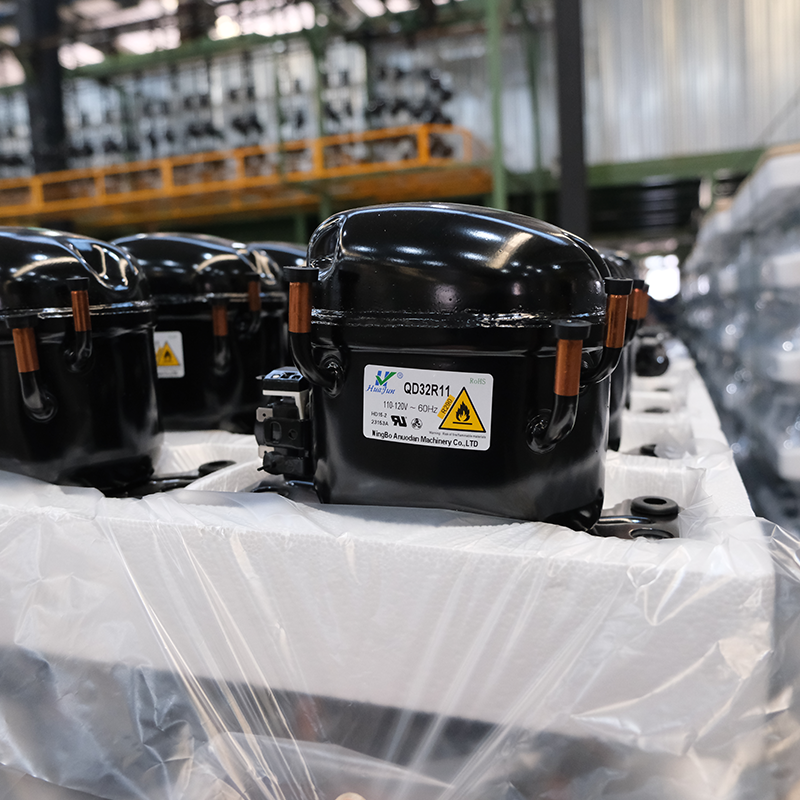 ضاغط الثلاجة المنزلي